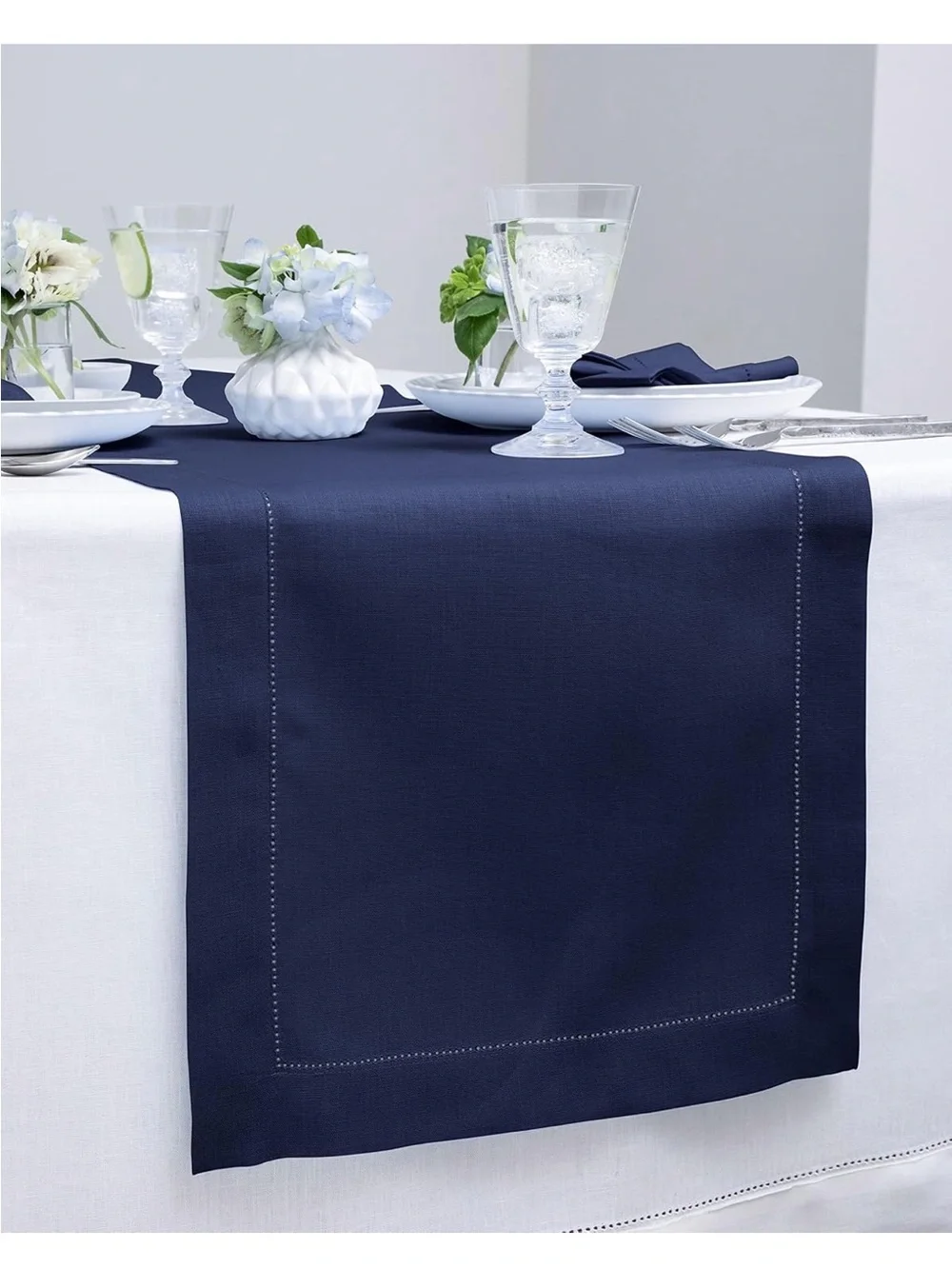 Solino Home 100% Pure Linen Table Runner Navy, Classic Hemstitch 14 x 48 in new
